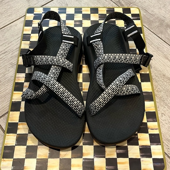 Chaco outdoor shoes - Picture 1 of 6